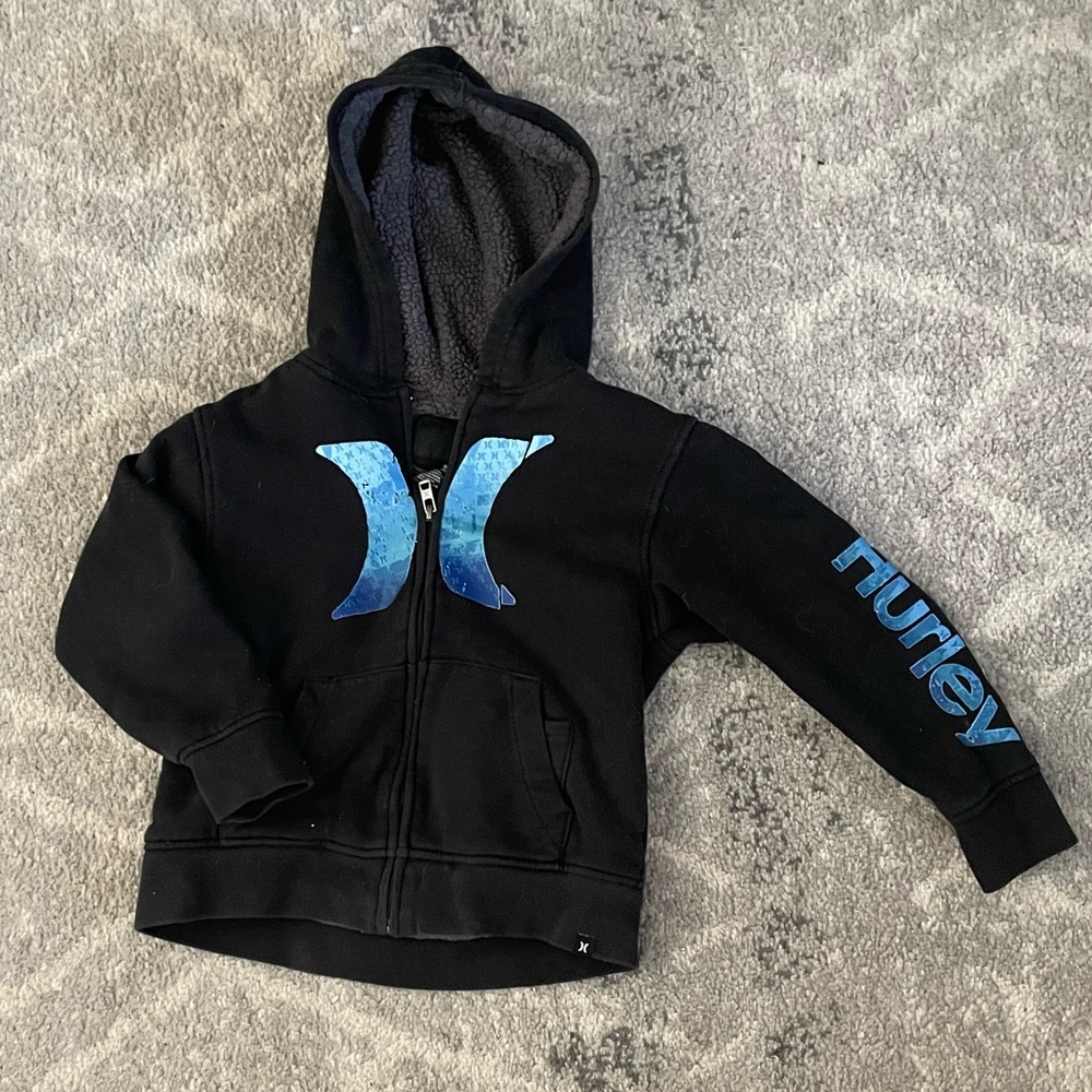 Hurley size 6